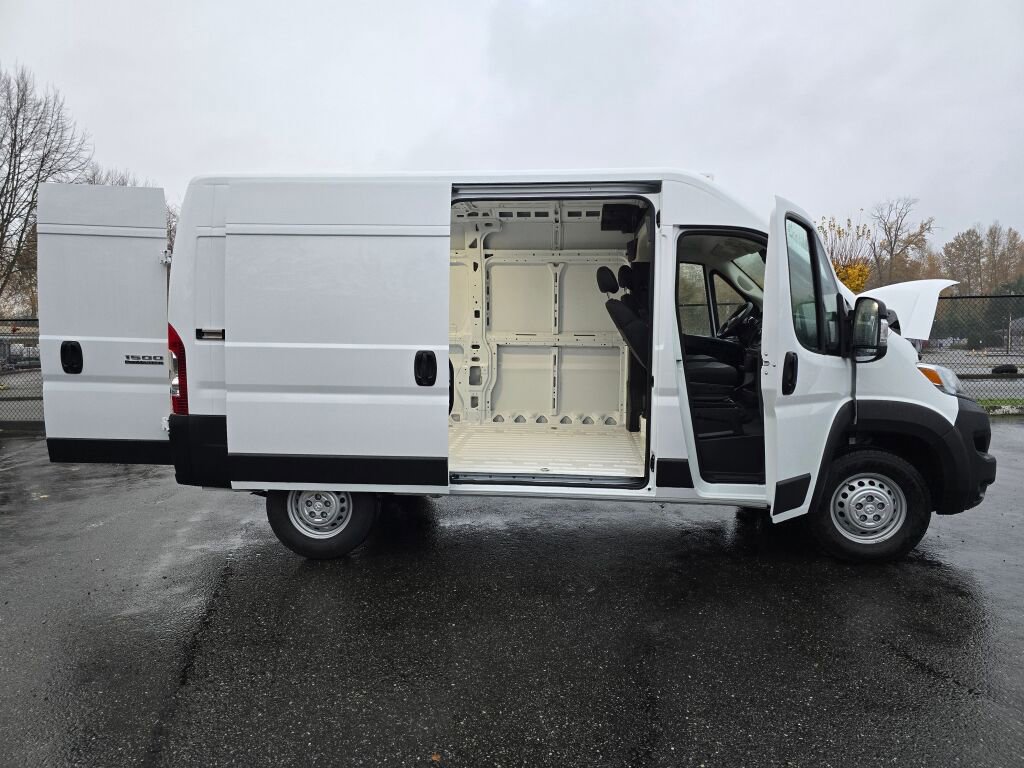 New 2026 RAM ProMaster 1500 w/ Premium Convenience Group image 15