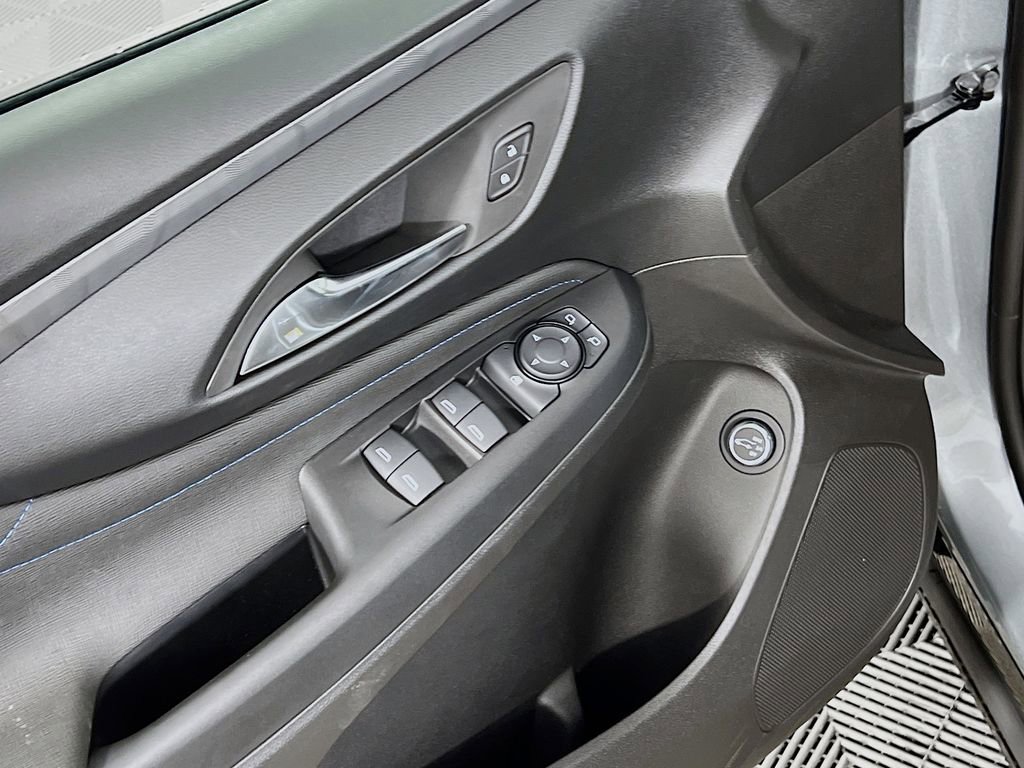 New 2025 Buick Envista Sport Touring w/ Convenience II Package image 14