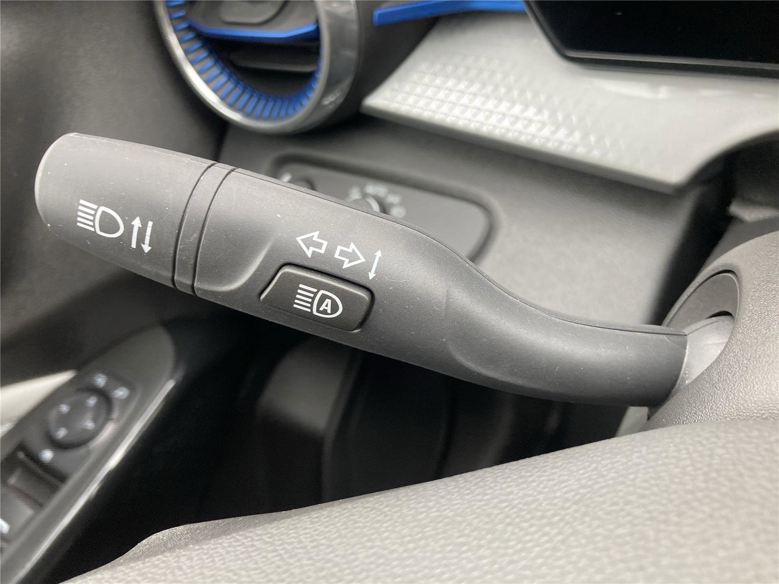 Used 2024 Chevrolet Trax LT w/ Driver Confidence Package image 24