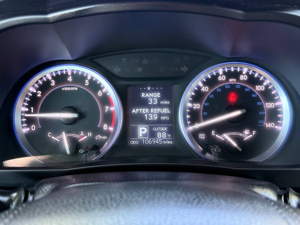 Used 2016 Toyota Highlander LE AWD/4WD image 35