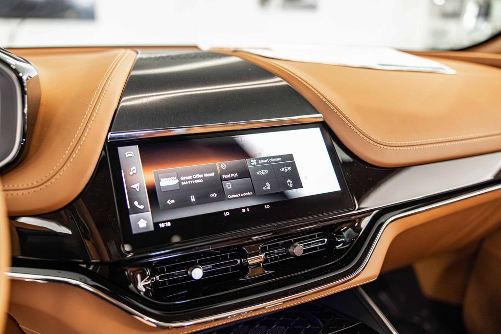 New 2026 Aston Martin DBX 707 AWD/4WD image 28