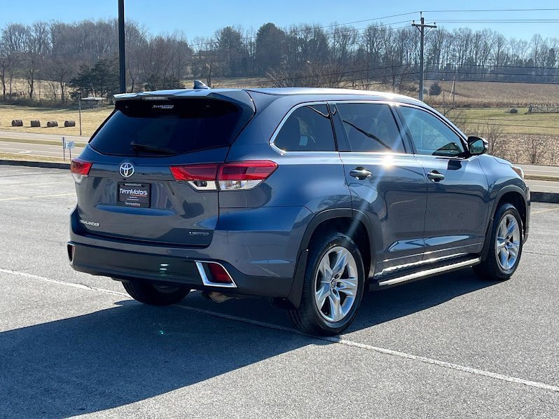 Used 2019 Toyota Highlander Limited image 21