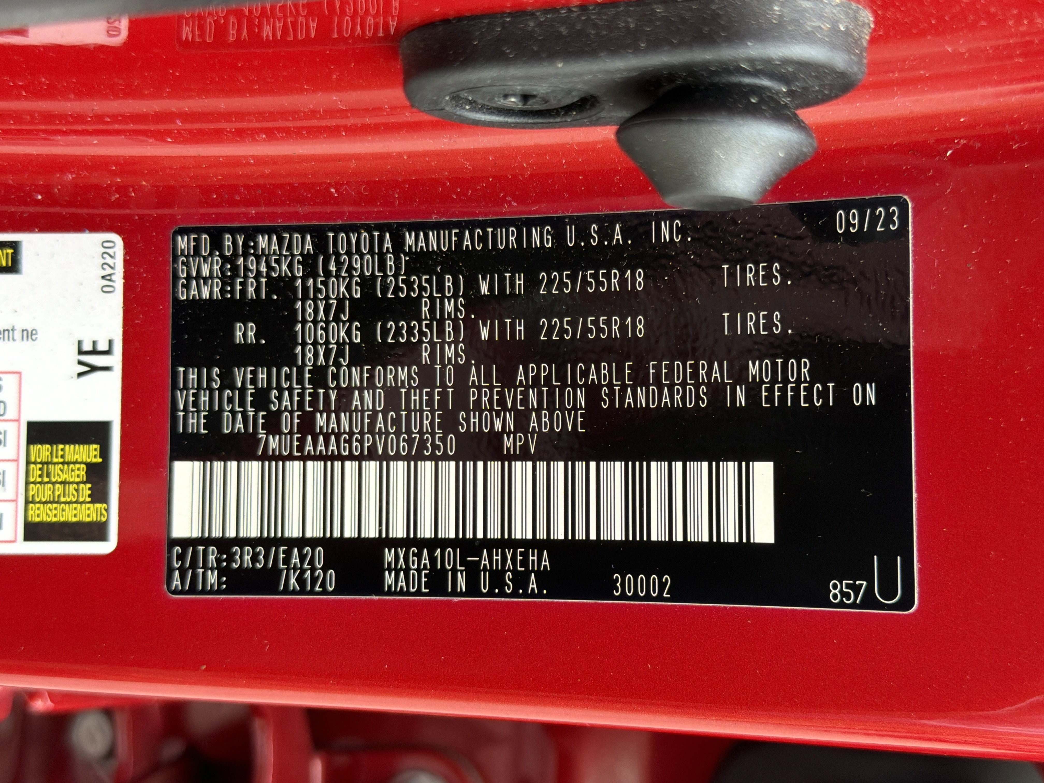 Certified 2023 Toyota Corolla Cross XLE image 34