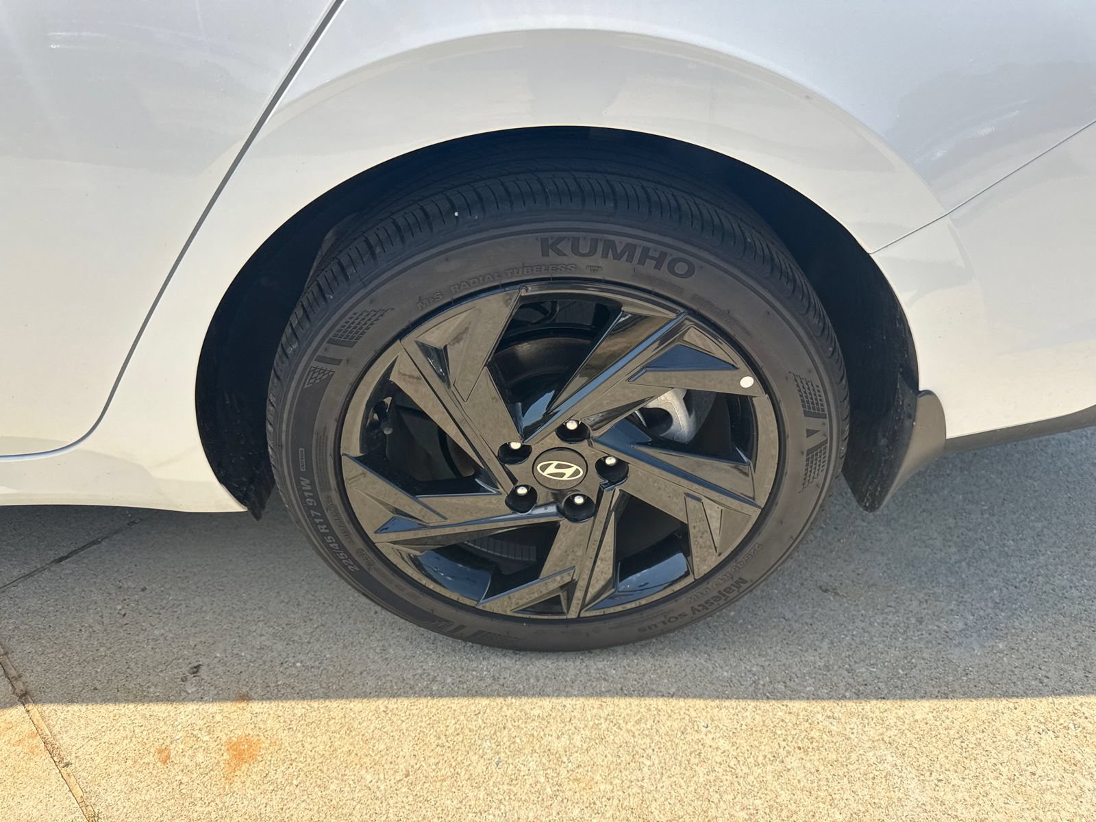 Certified 2026 Hyundai Elantra Sport FWD image 19