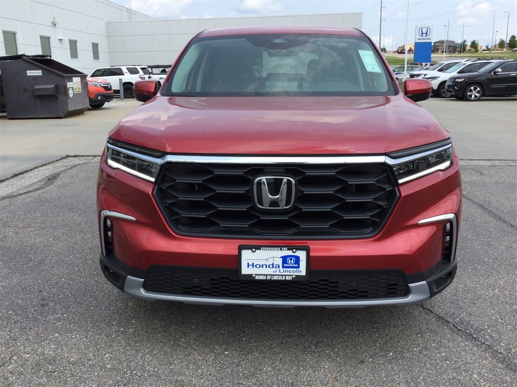 New 2025 Honda Pilot EX-L image 10