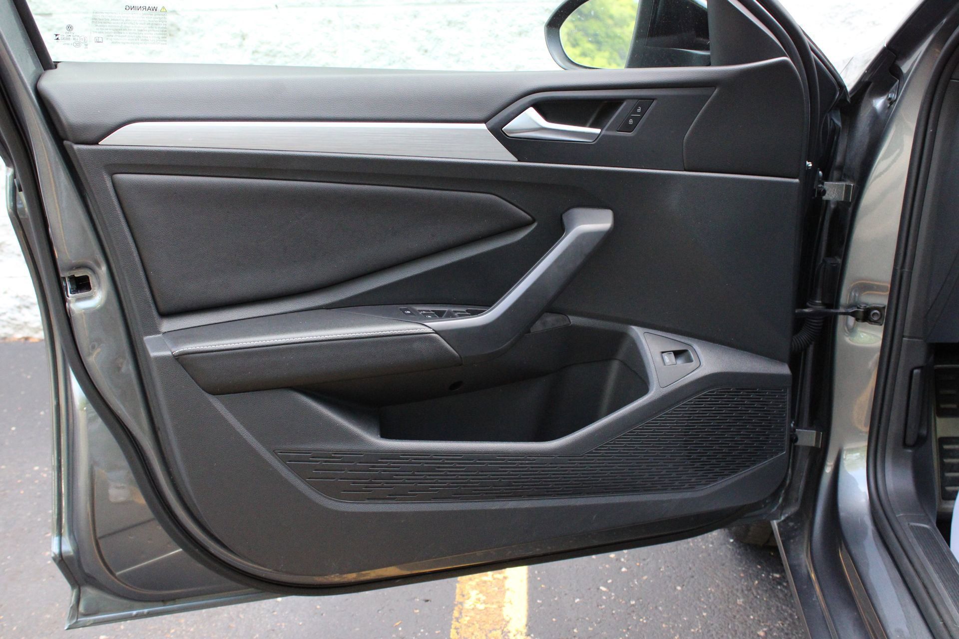 Used 2025 Volkswagen Jetta S FWD image 12