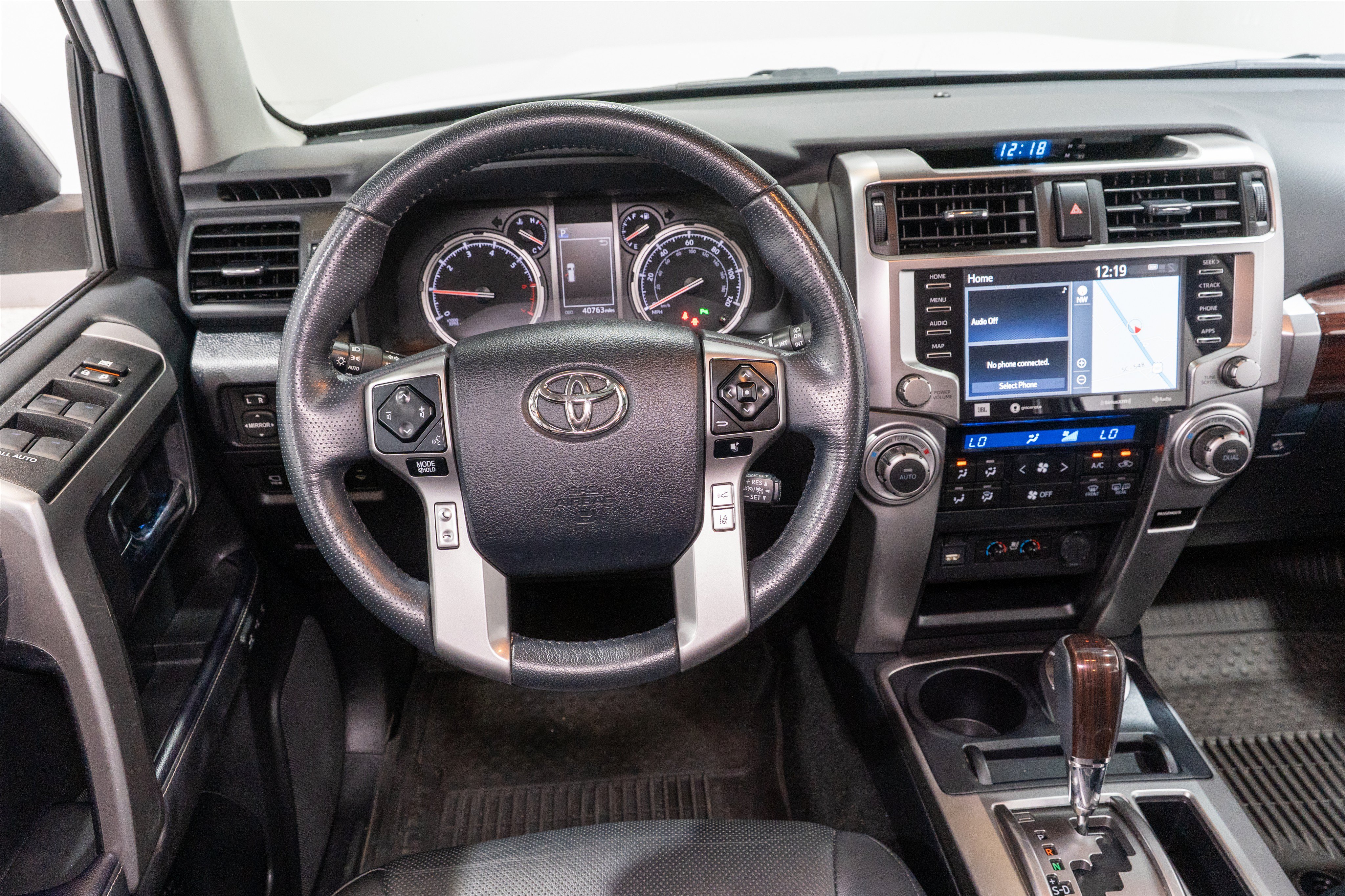 Used 2024 Toyota 4Runner Limited AWD/4WD image 11