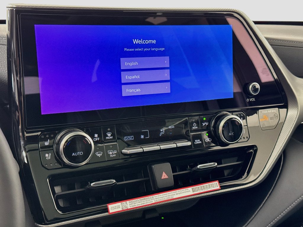 New 2026 Toyota Highlander Platinum AWD/4WD image 22