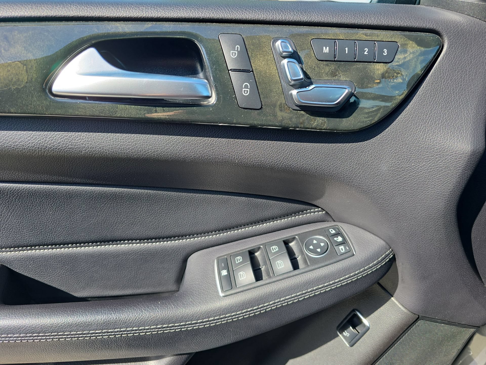 Used 2017 Mercedes-Benz GLE 350 4MATIC image 27