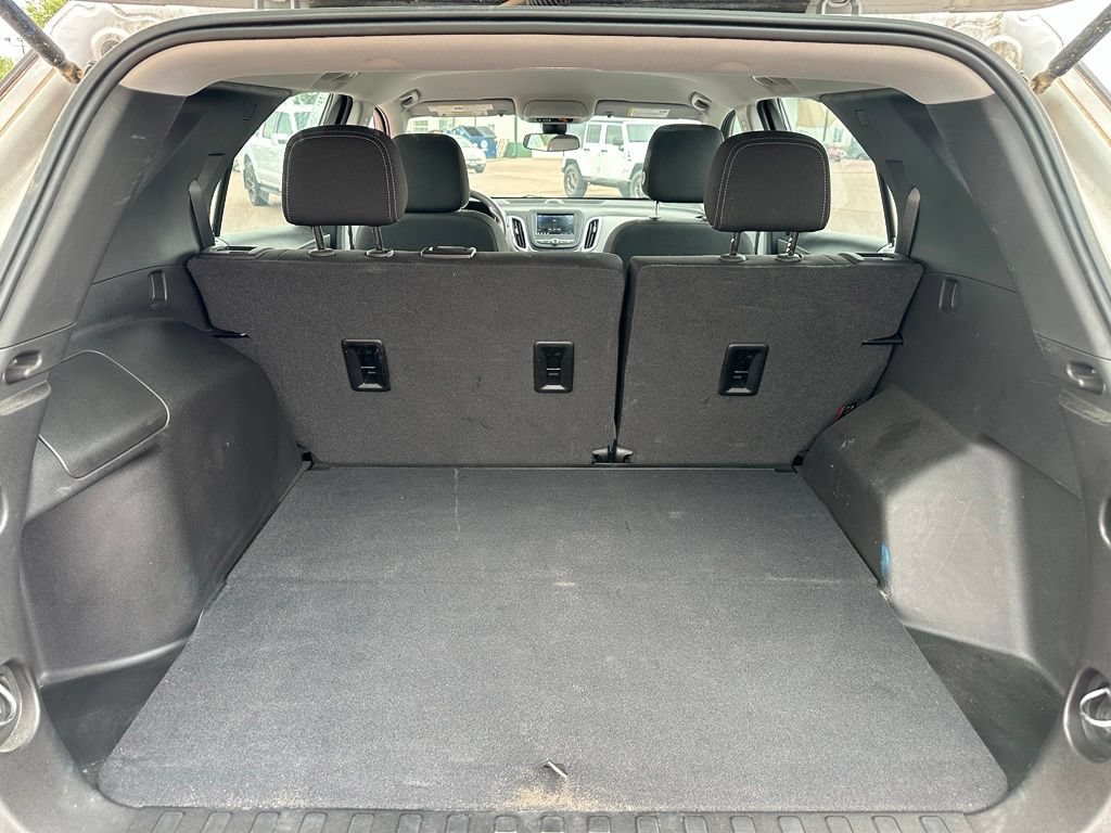 Used 2022 Chevrolet Equinox LS AWD/4WD image 27