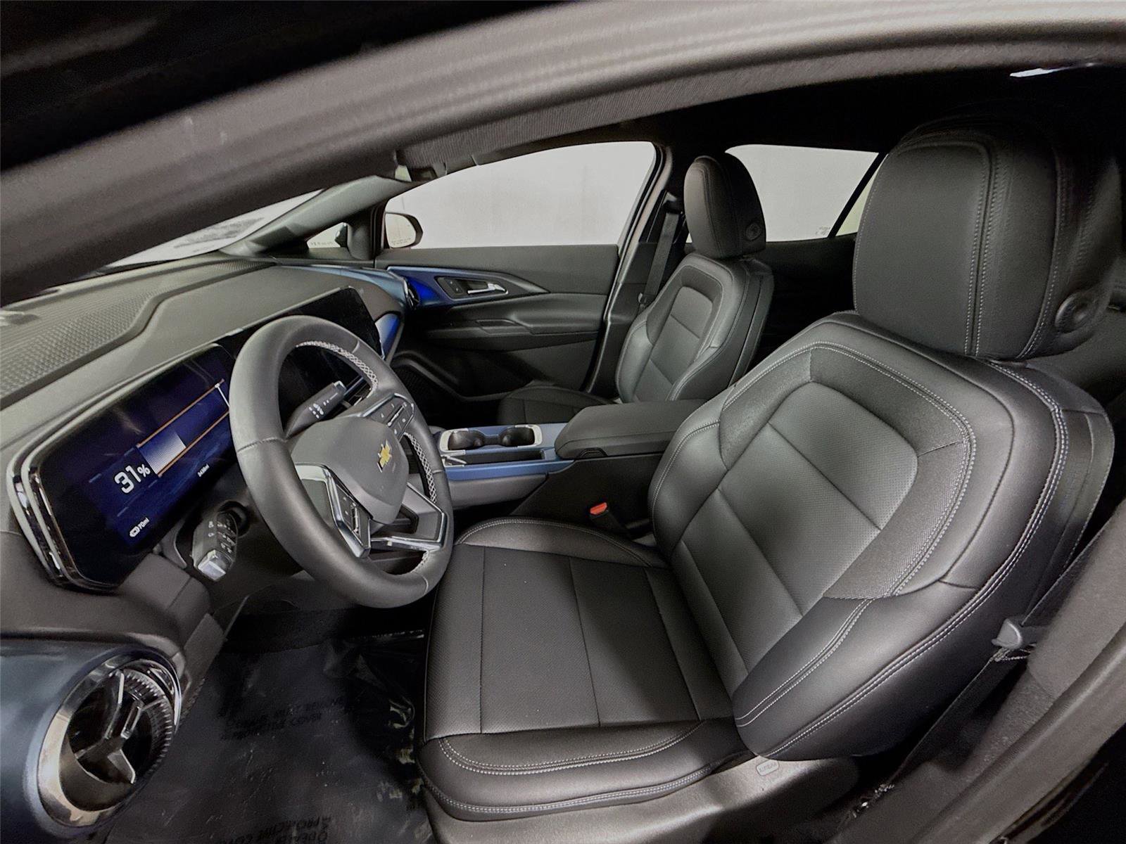 New 2026 Chevrolet Equinox EV LT image 16