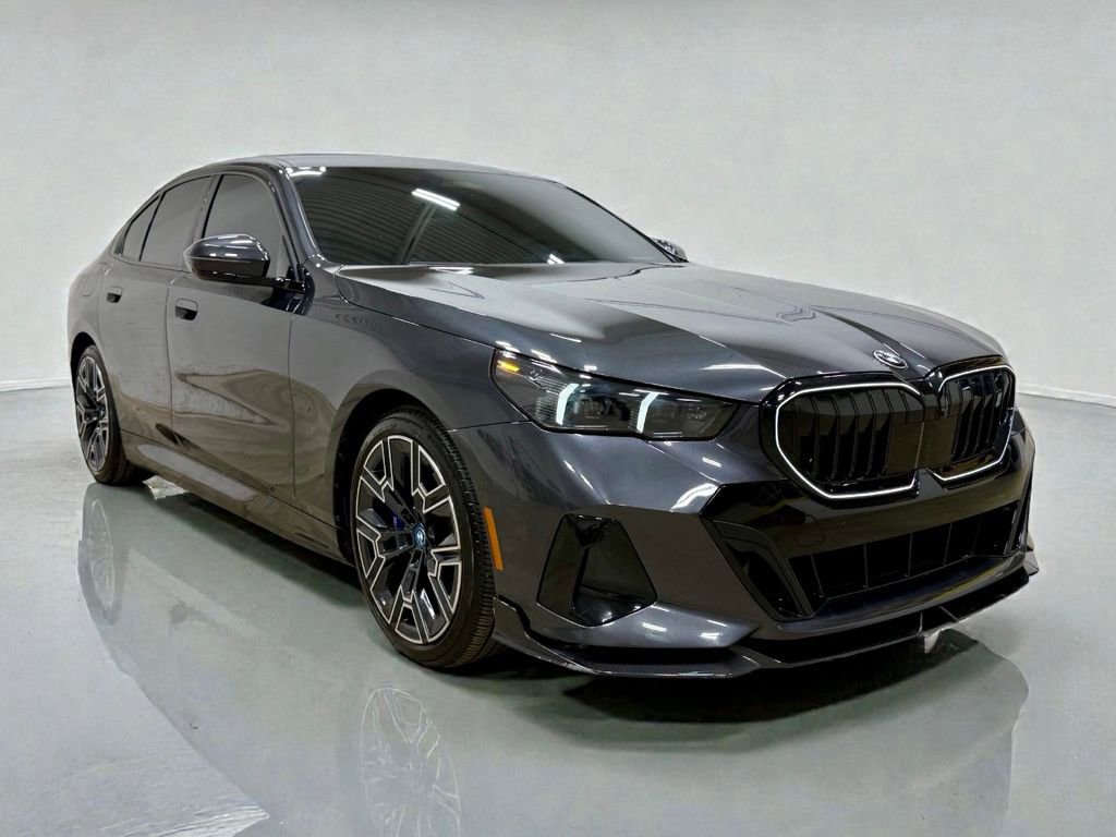 Used 2025 BMW i5 xDrive40 w/ M Sport Package image 14