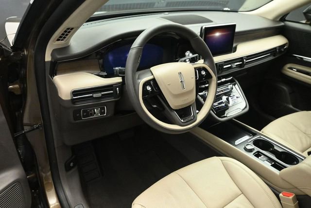 Certified 2022 Lincoln Corsair Reserve w/ Elements Package AWD/4WD image 9