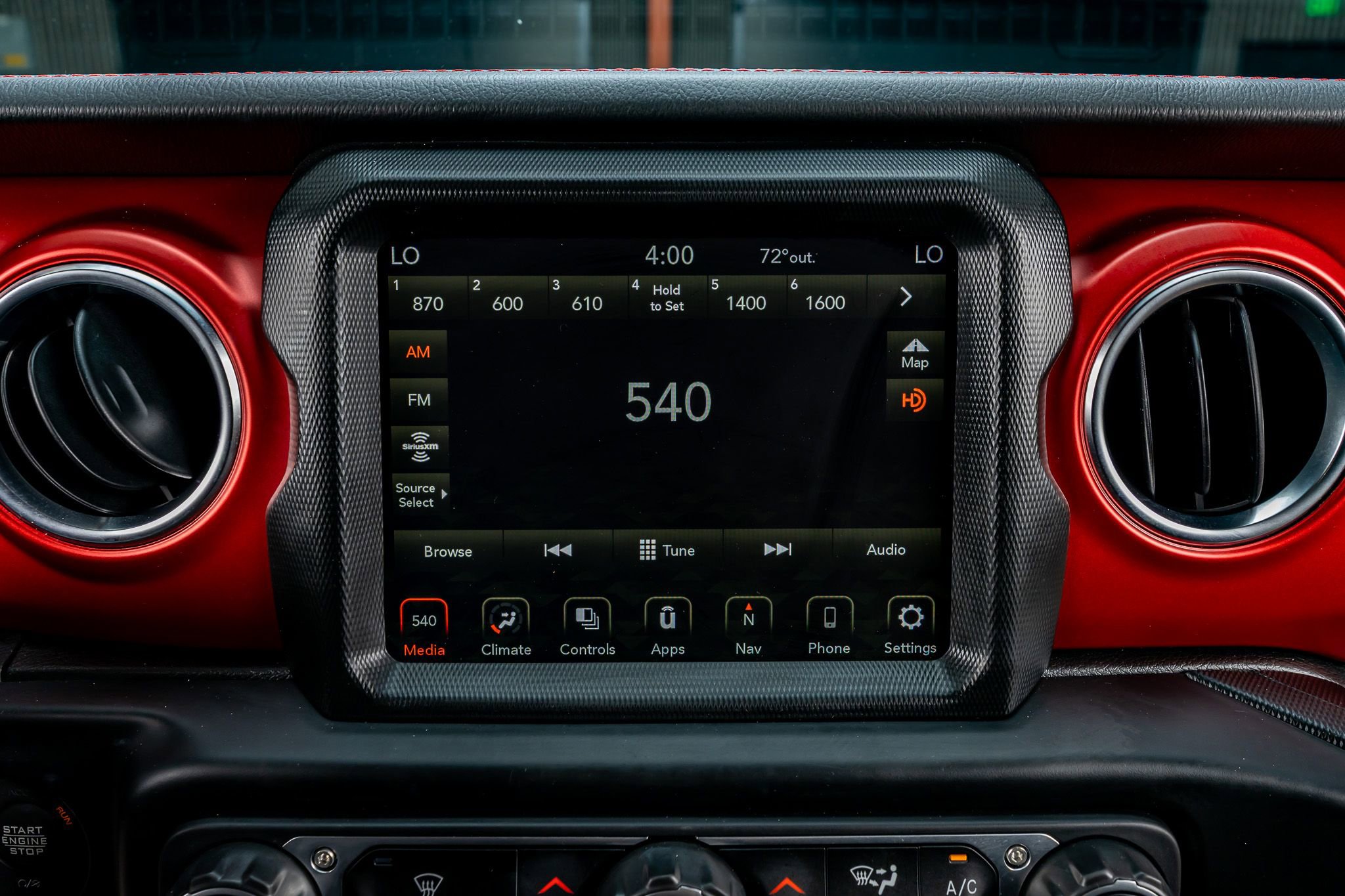 Used 2022 Jeep Wrangler Rubicon AWD/4WD image 24
