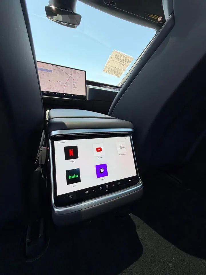 Used 2025 Tesla Model S Plaid AWD/4WD image 10