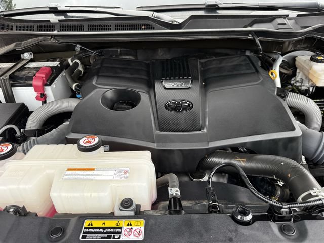 Used 2024 Toyota Tundra Limited w/ Power Package AWD/4WD image 36