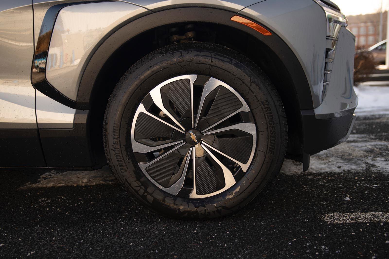 New 2026 Chevrolet Blazer EV LT image 10