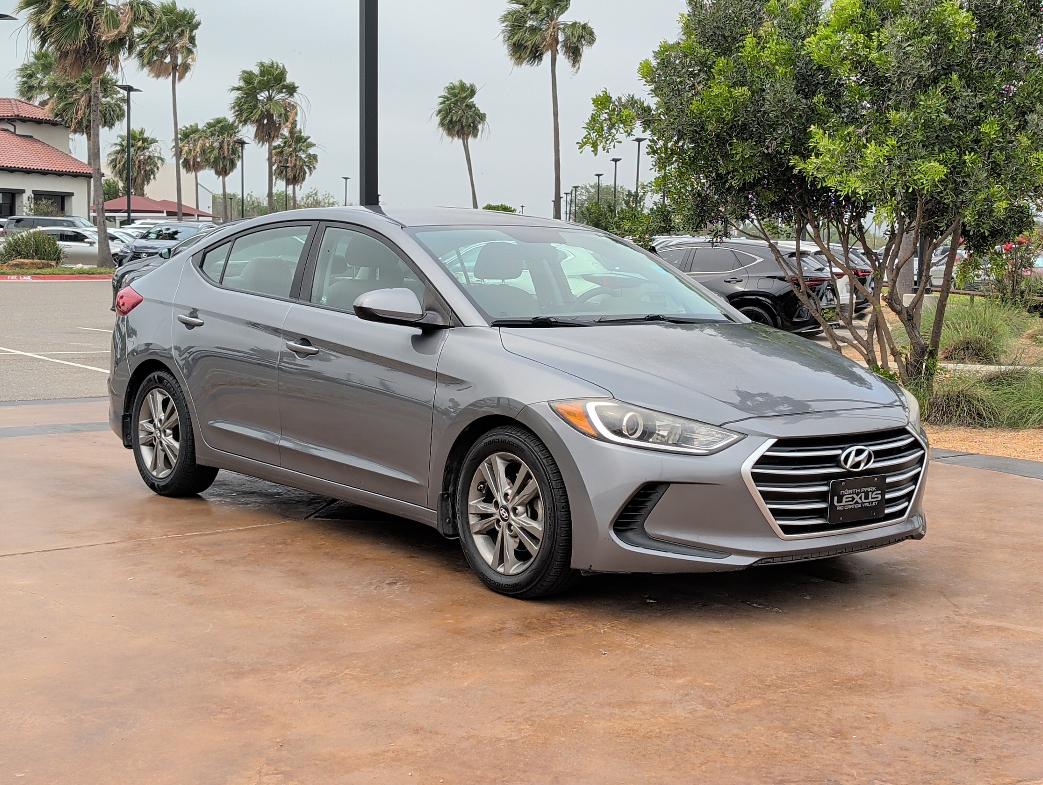 Used 2018 Hyundai Elantra SEL FWD image 1