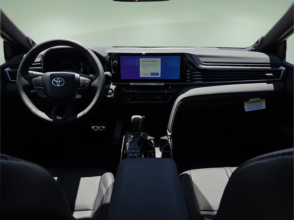 New 2026 Toyota Camry Hybrid FWD image 16