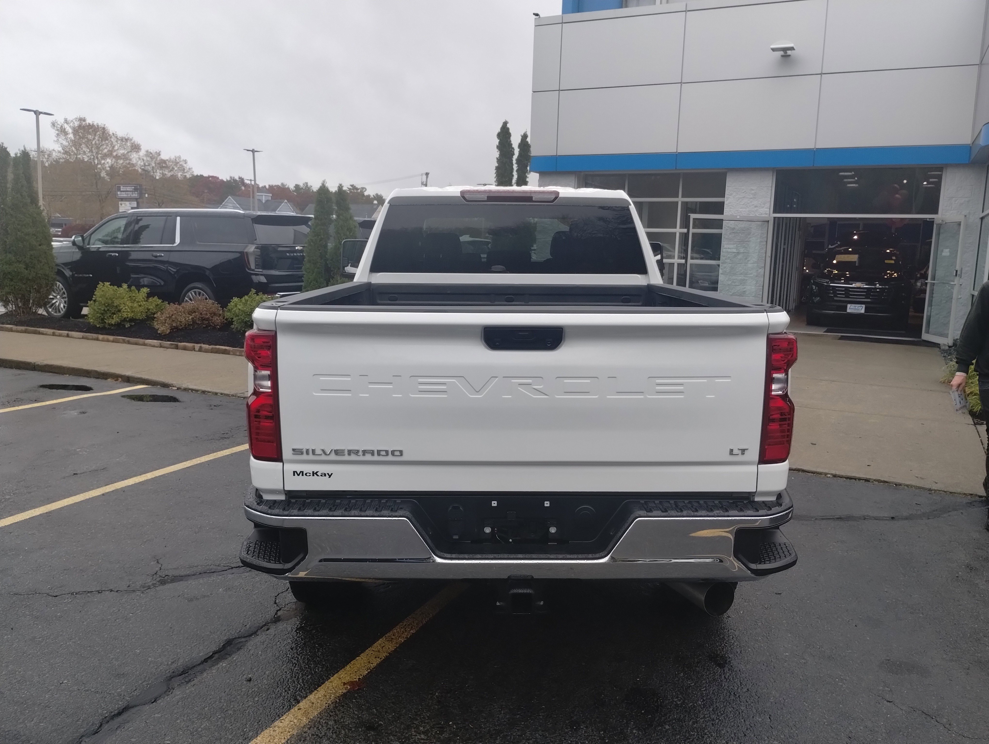 Used 2024 Chevrolet Silverado 2500 LT image 4