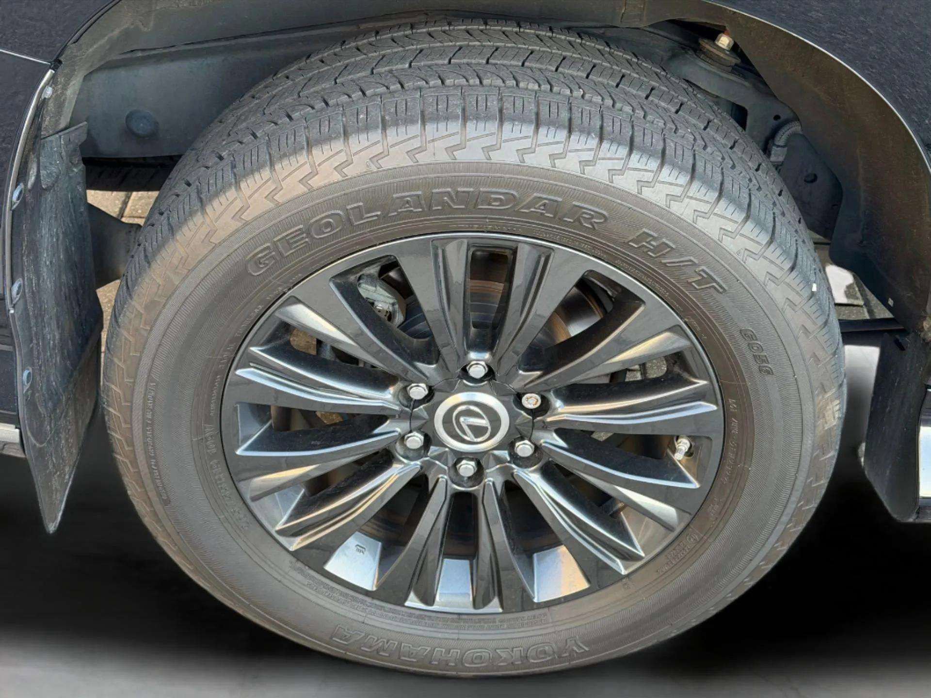 Used 2021 Lexus GX 460 Luxury w/ Sport Design Package image 46