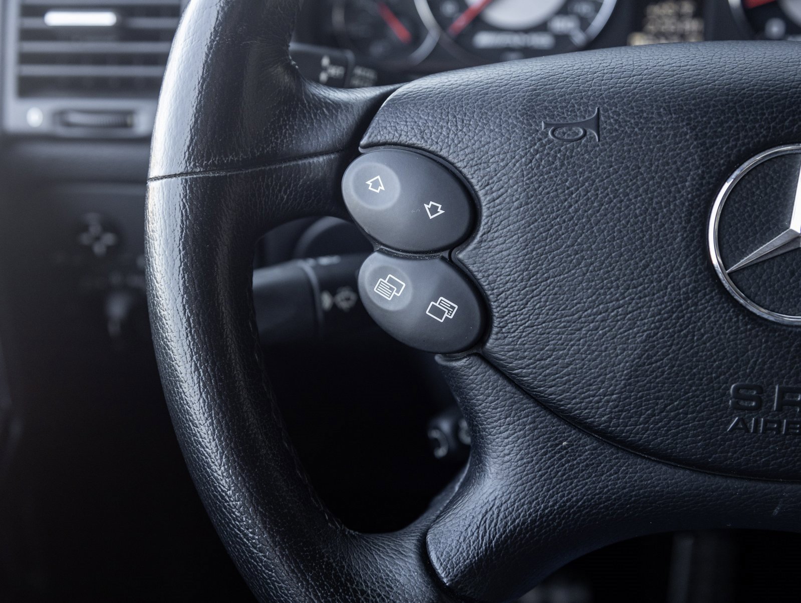 Used 2011 Mercedes-Benz G 55 AMG 4MATIC image 15