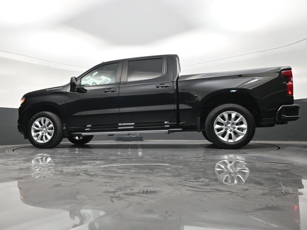 Used 2024 Chevrolet Silverado 1500 Custom RWD image 21