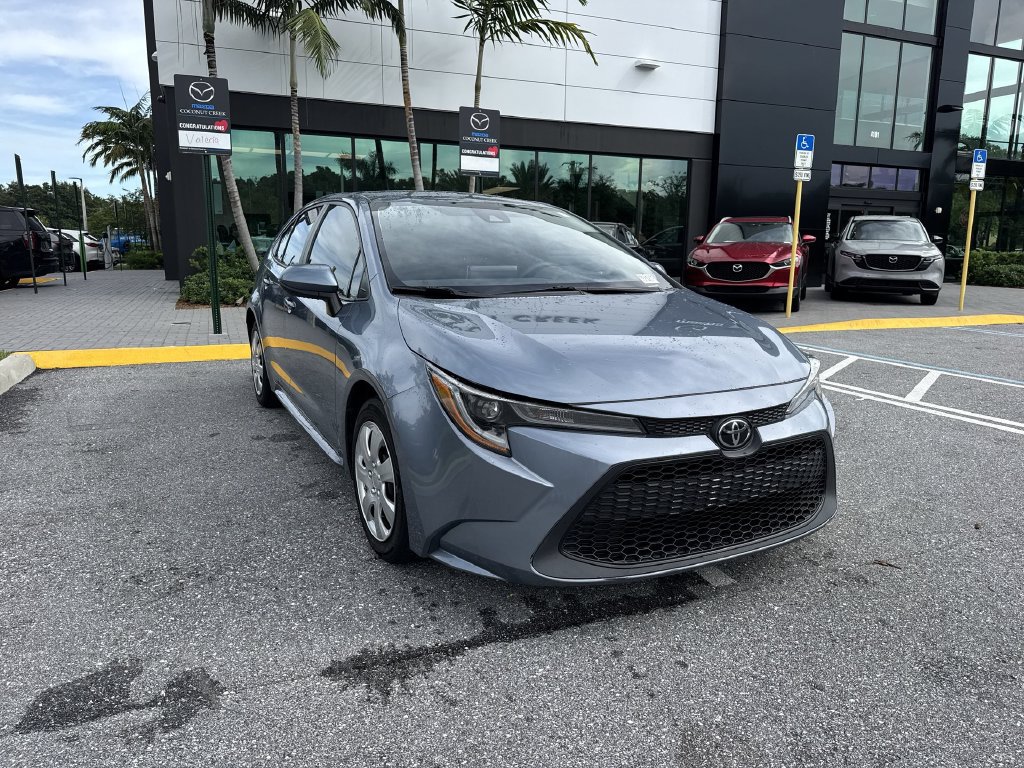 Used 2020 Toyota Corolla LE FWD image 7