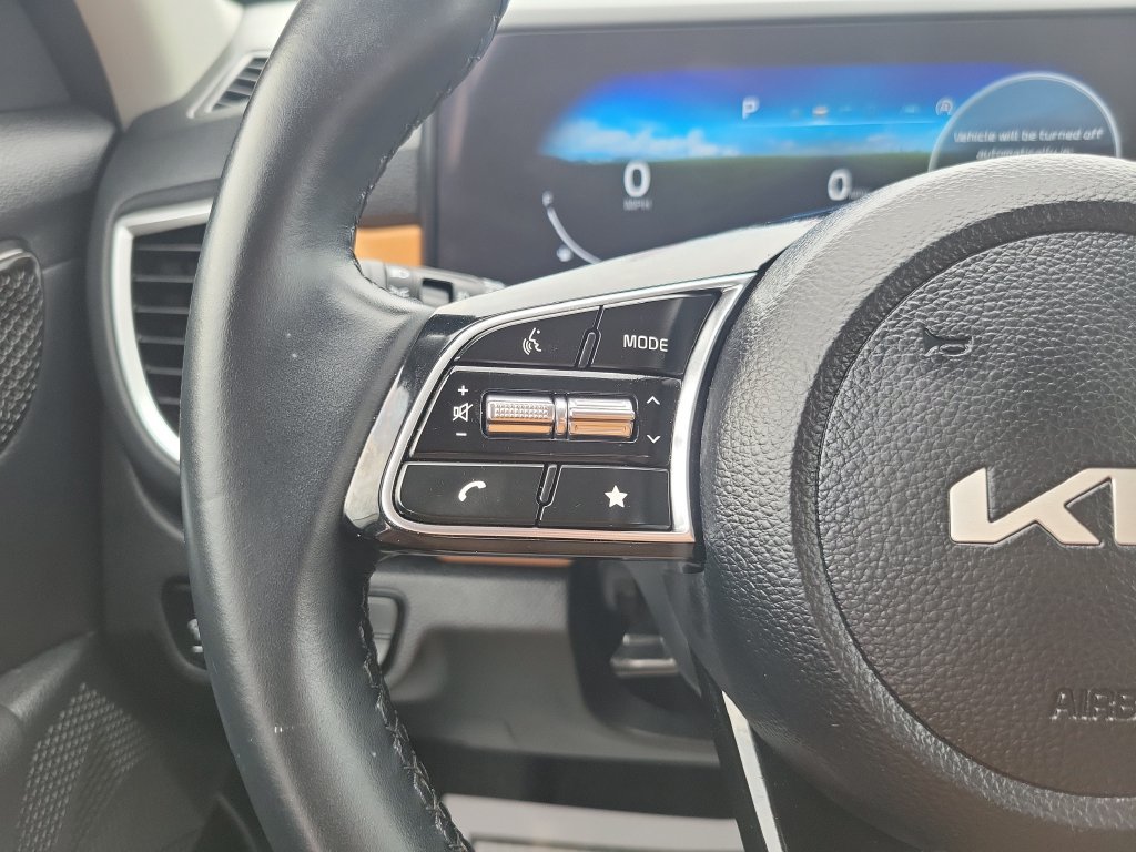 Used 2024 Kia Seltos EX AWD/4WD image 18