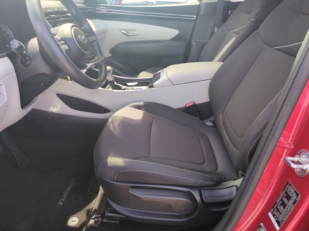 Used 2023 Hyundai Tucson SE AWD/4WD image 15