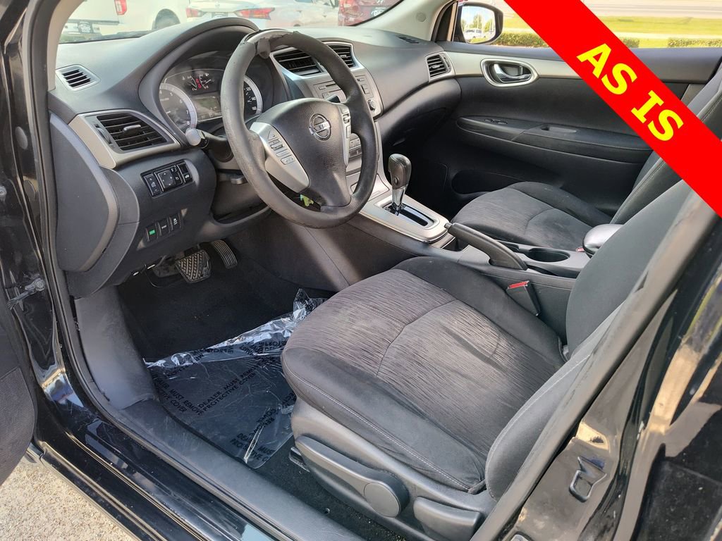 Used 2014 Nissan Sentra SV image 2