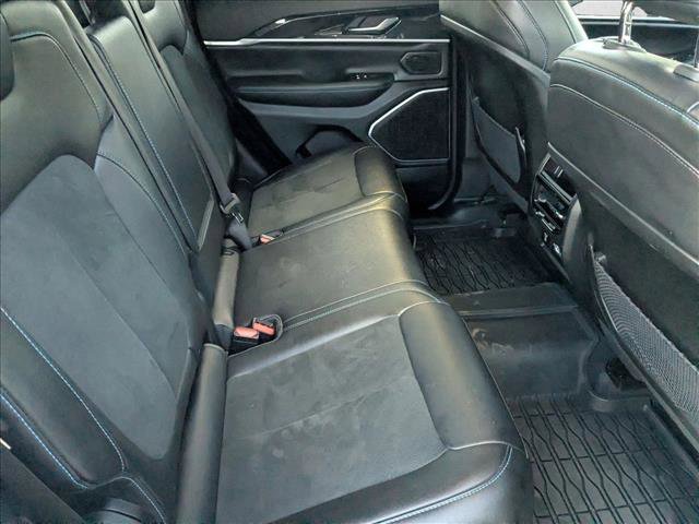 Used 2022 Jeep Grand Cherokee Trailhawk image 20