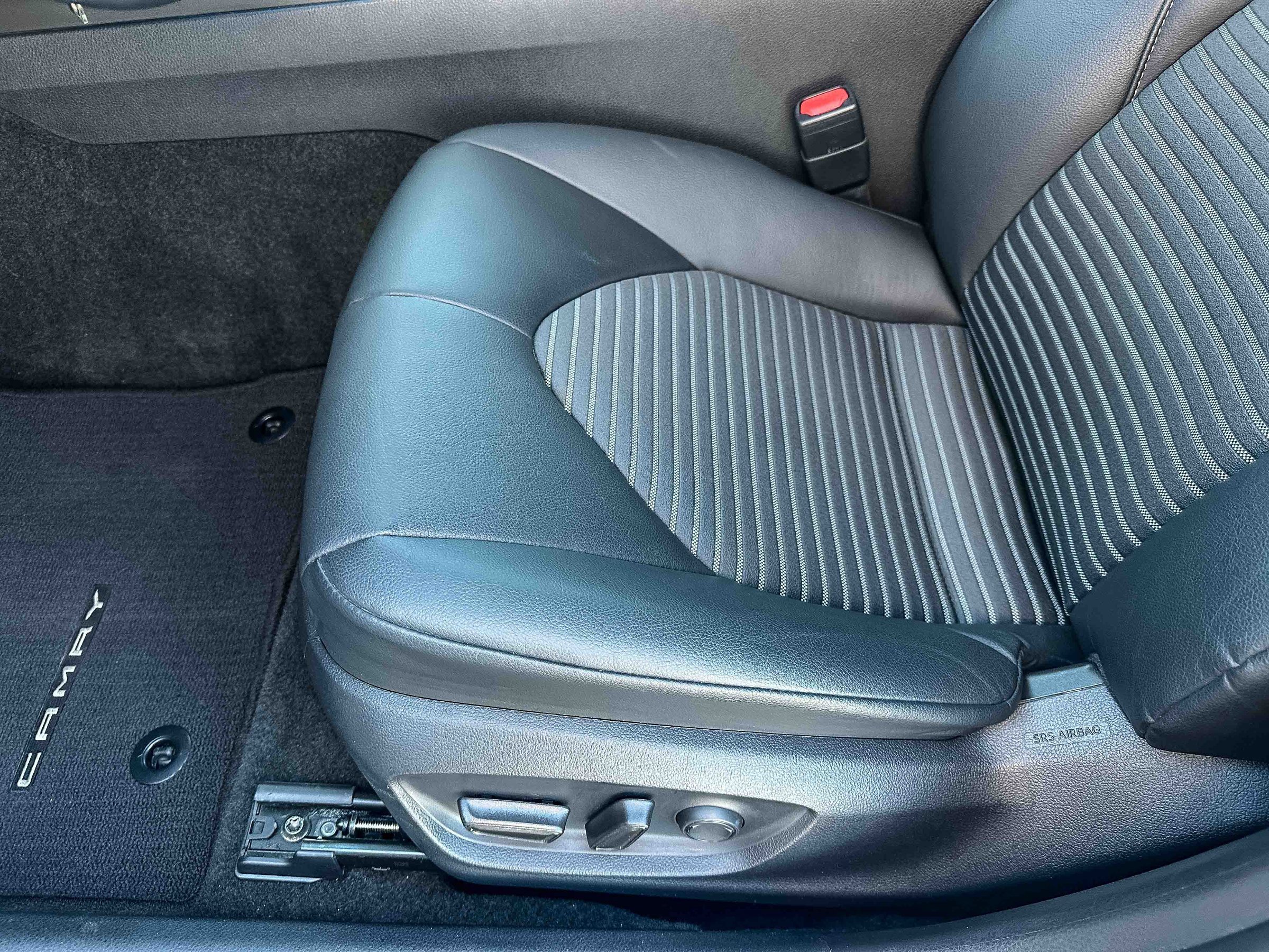 Used 2023 Toyota Camry SE image 15