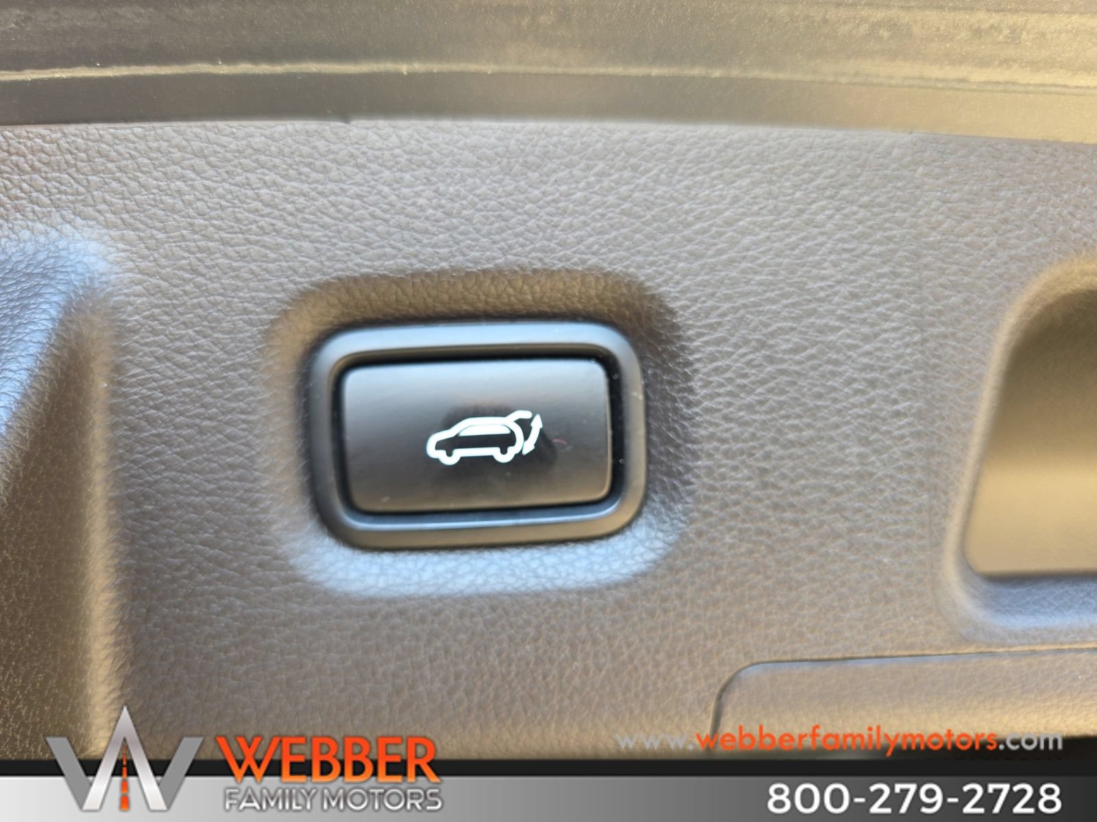 Used 2019 Hyundai Santa Fe Limited AWD/4WD image 8