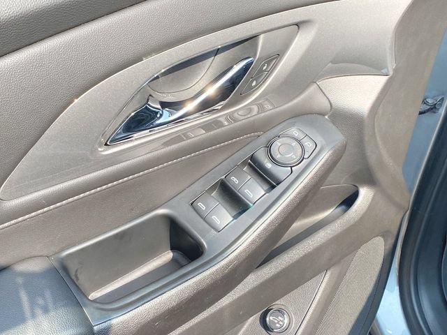 Used 2023 Chevrolet Traverse LT FWD image 22