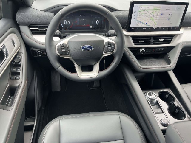 New 2027 Ford Explorer Active w/ Active Comfort Package RWD image 11