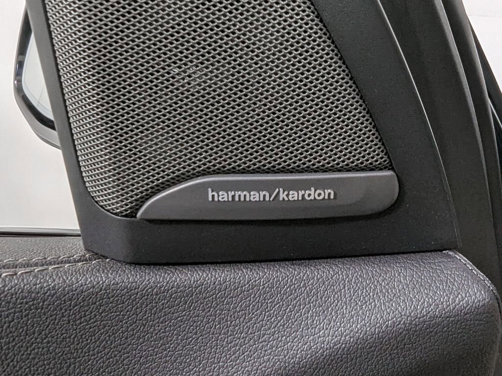 Used 2021 BMW X5 xDrive45e w/ Premium Package image 15