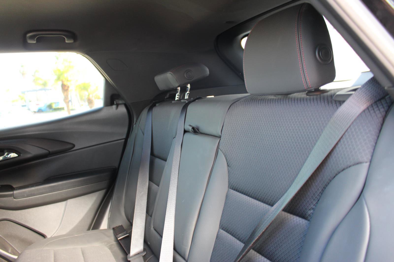 Used 2022 Chevrolet TrailBlazer RS image 29