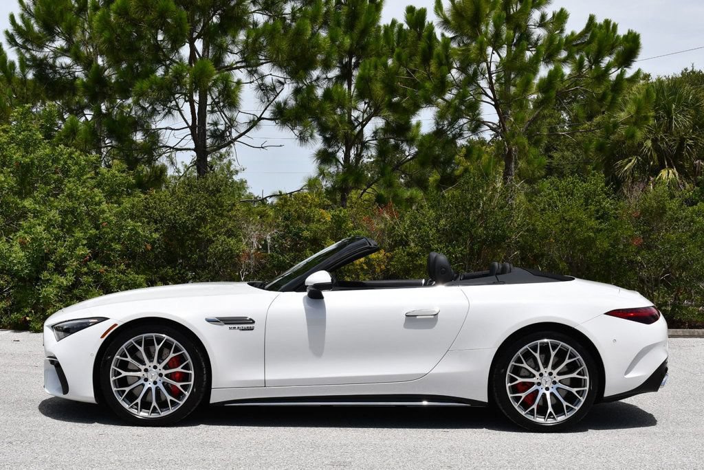 Used 2024 Mercedes-Benz SL 55 AMG 4MATIC image 38