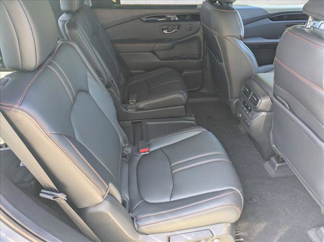 Used 2024 Honda Pilot TrailSport image 21