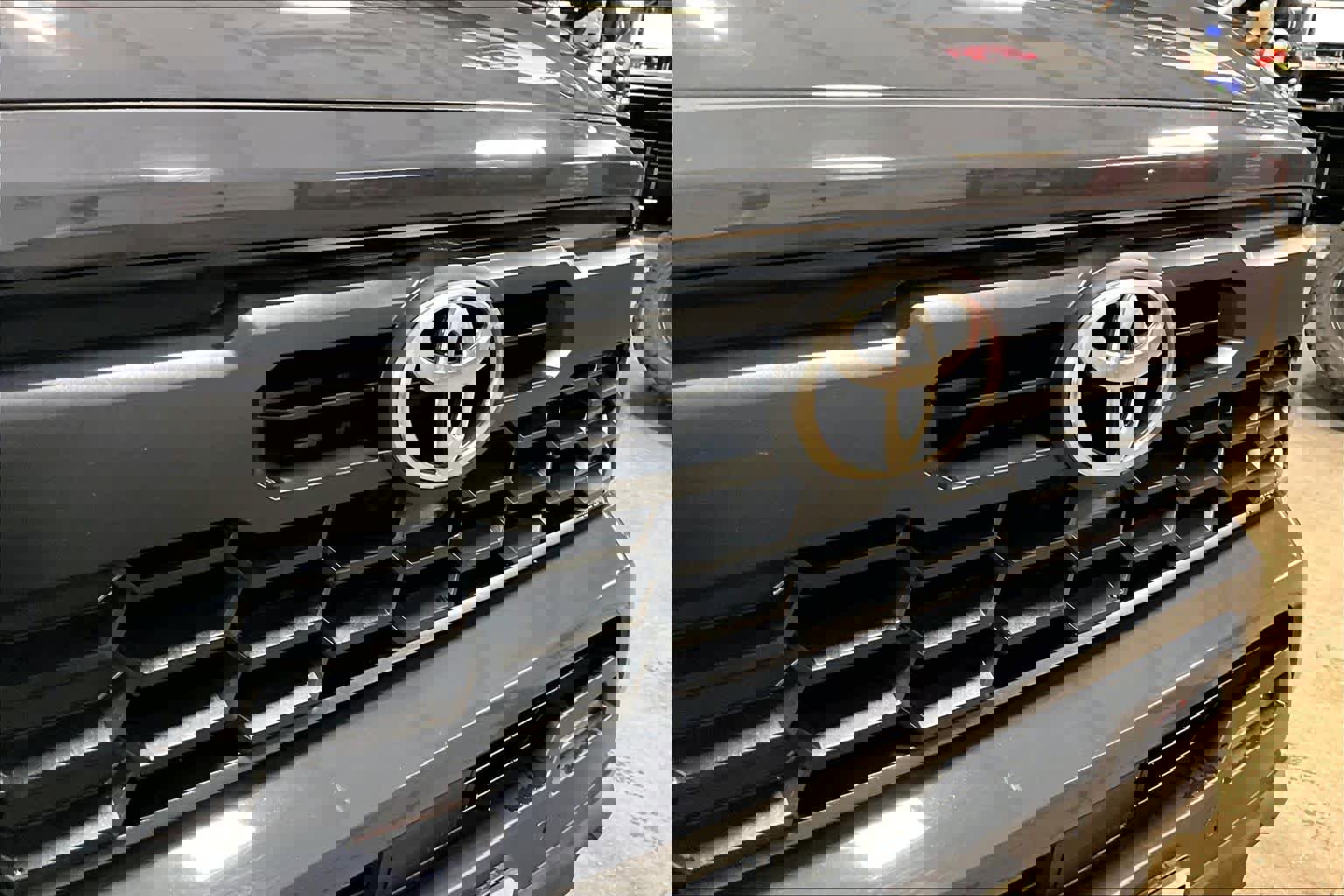 Certified 2025 Toyota Tacoma TRD Off-Road image 28