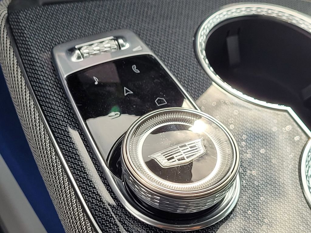 New 2026 Cadillac Optiq Luxury 1 RWD image 15