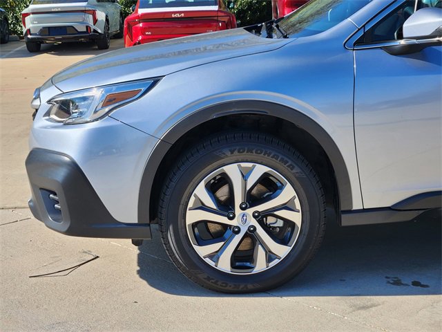 Certified 2022 Subaru Outback Limited image 8