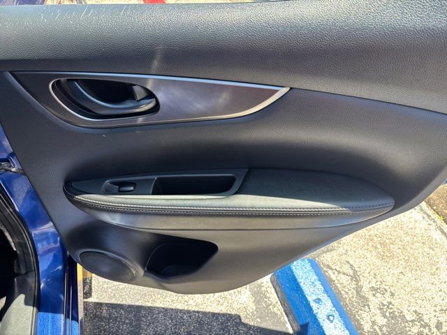 Used 2020 Nissan Rogue Sport S w/ Appearance Package FWD image 52