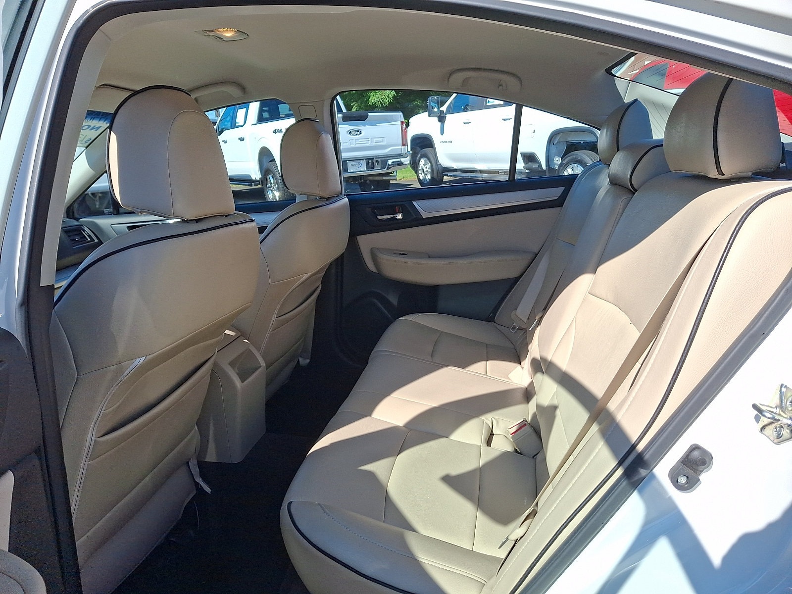 Used 2015 Subaru Legacy 2.5i Premium AWD/4WD image 10