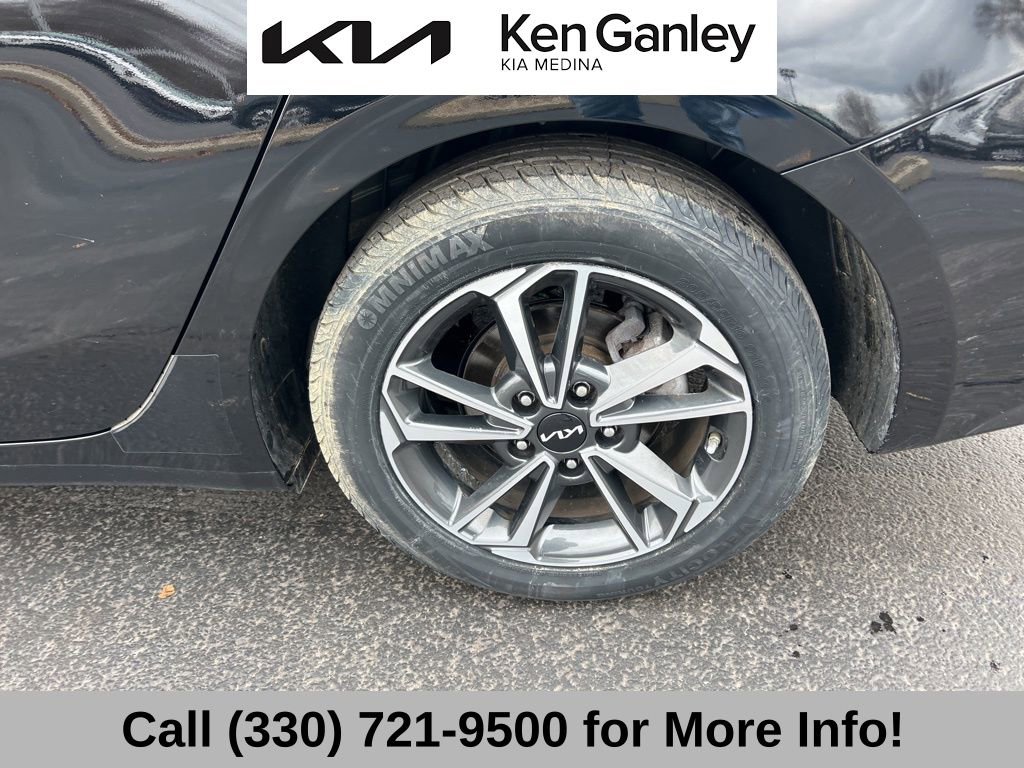 Certified 2023 Kia Forte LXS image 24