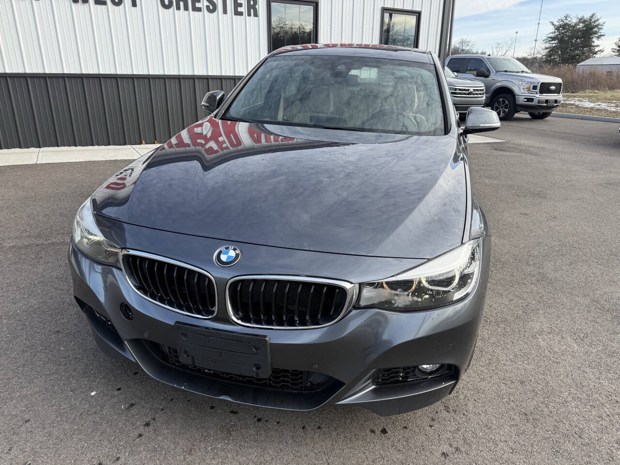 Used 2017 BMW 330i Gran Turismo xDrive AWD/4WD image 3