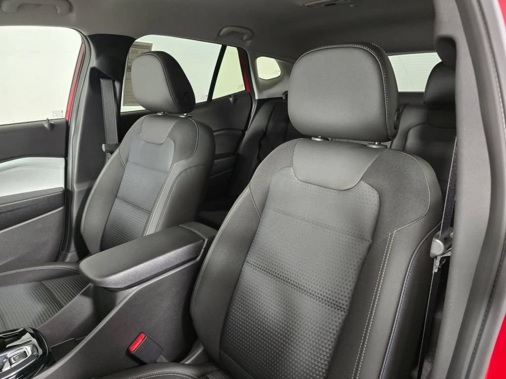 New 2026 Chevrolet Trax LT w/ Driver Confidence Package FWD image 23