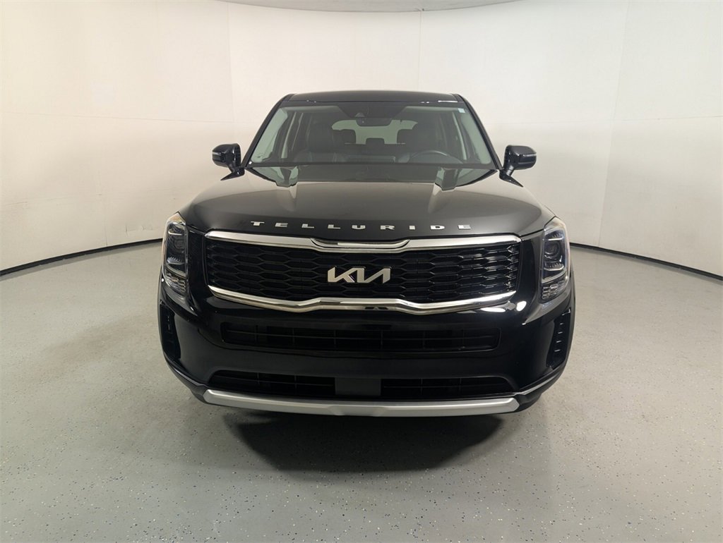 Used 2022 Kia Telluride LX image 2