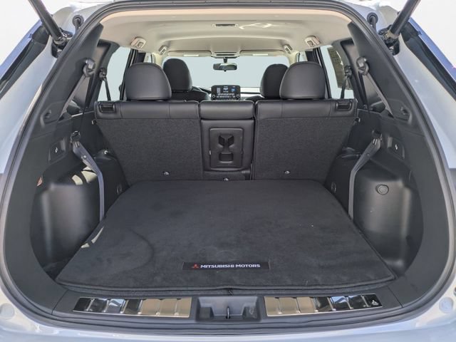 Used 2024 Mitsubishi Outlander SE FWD image 13
